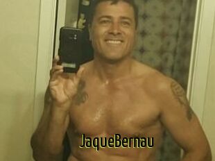 Jaque_Bernau