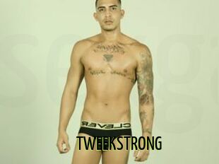 TWEEKSTRONG
